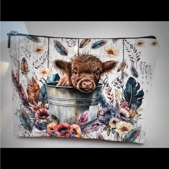 Cosmetic Bag/ Highland Cow/ Women Pouch/ Makeup/ Tools - Picture 3 of 5